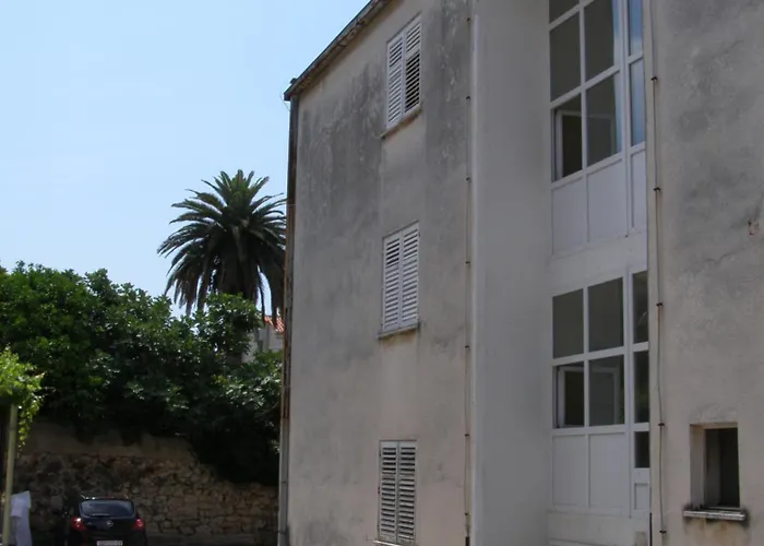 Luma Ντουμπρόβνικ